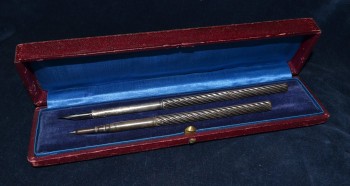 Набор перьевая ручка и карандаш. Металл. Конец XIX - начало XX в.