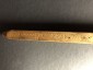 Резина в кедровом дереве №127 (ластик в деревянном корпусе). Двусторонняя, неполированн. «для карандаша и чернил», клеймо острое.